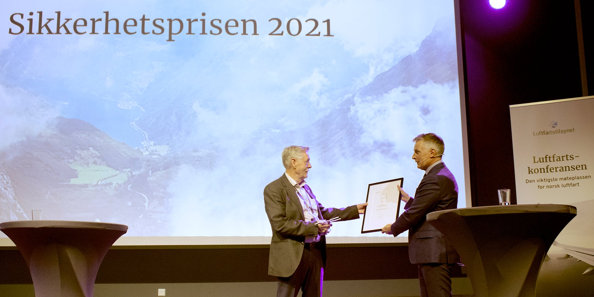 Sikkerhetsprisen 2021 gikk til Flysikkerhetsforumet.